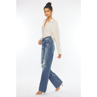 DISTRESSED JEANS